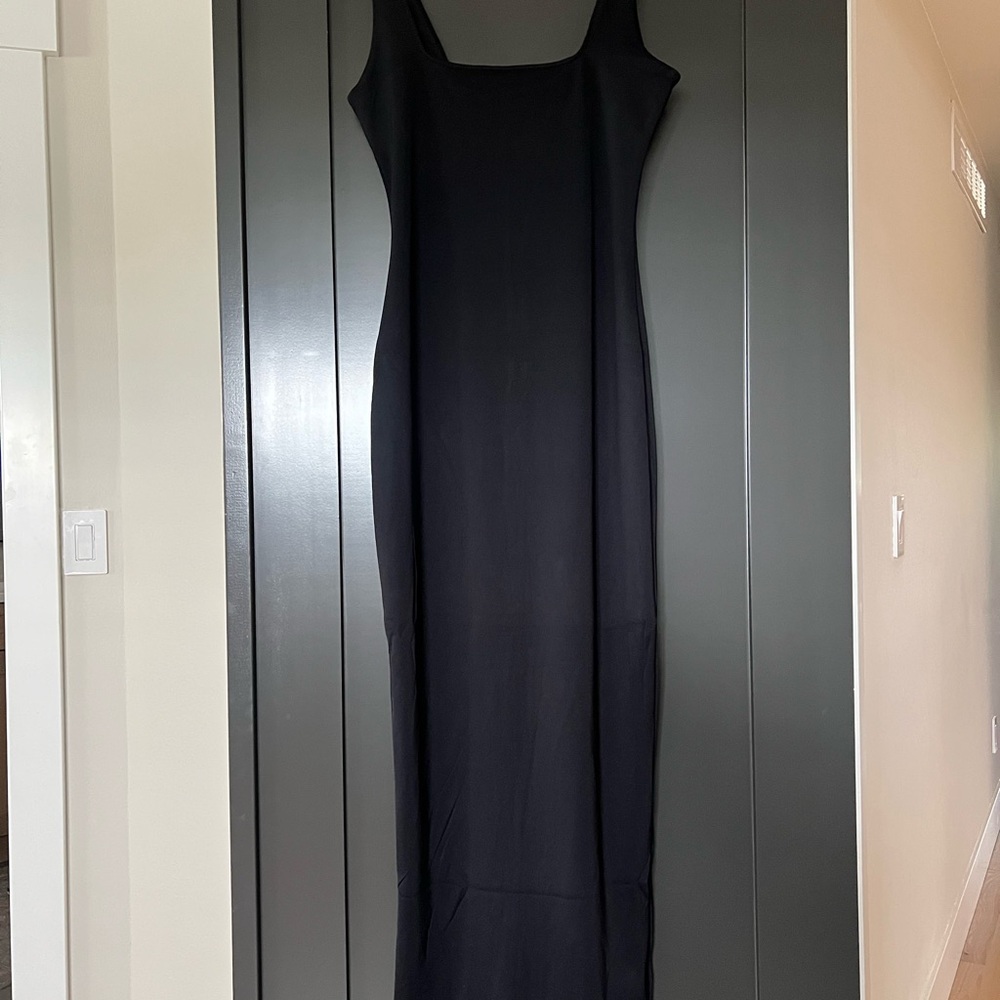 Good American Sleek Black Maxi Dress